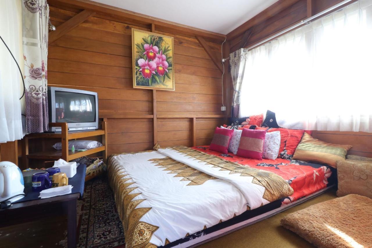 Lembur Incu Syariah Villa & Resto Lembang Exterior foto